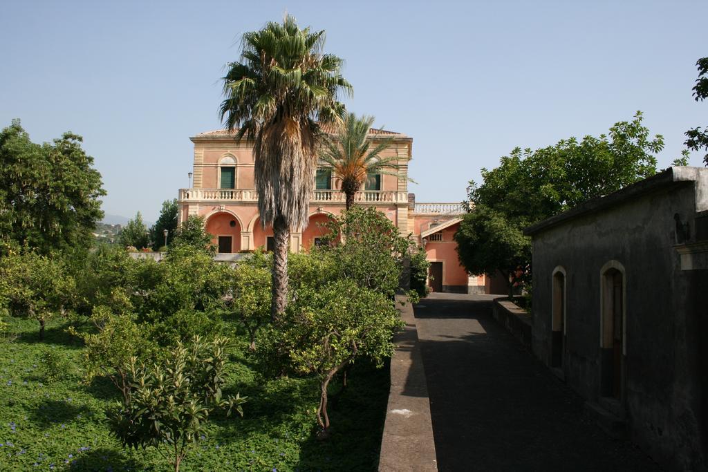 Villa Dei Leoni Santa Tecla Luaran gambar